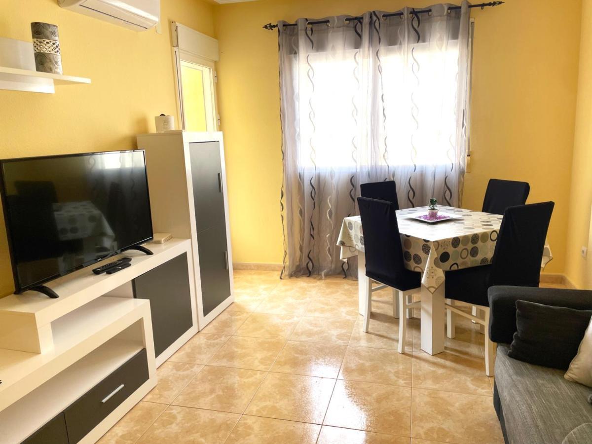 Daniela Apartament Torrevieja Eksteriør billede