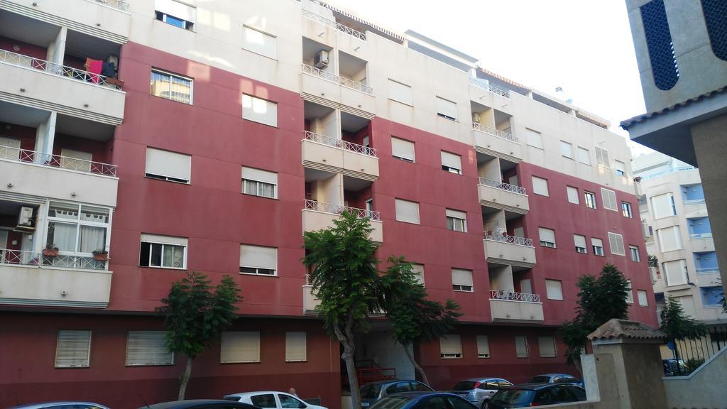 Daniela Apartament Torrevieja Eksteriør billede